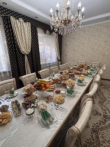 продам кухонный стол со стульями: Стол и стул для зала, цвет - Бежевый — 4