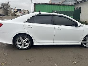 bi led: Toyota Camry: 2014 г., 2.5 л, Автомат, Бензин, Седан — 2