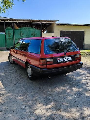 портер авто: Volkswagen Passat Variant: 1989 г., Универсал — 3