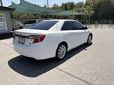 matiz 2012: Toyota Camry: 2012 г., 2.5 л, Автомат, Гибрид, Седан — 4