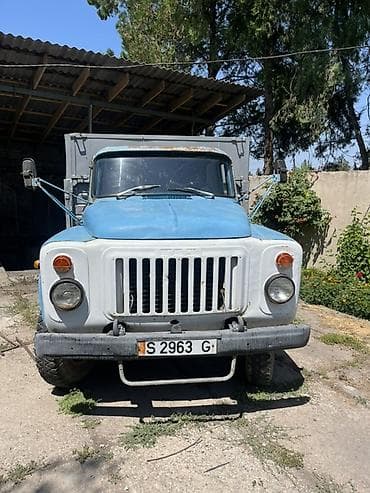Грузовик ГАЗ (серия 53/3307) — бензиновый бортовой/фургонного типа