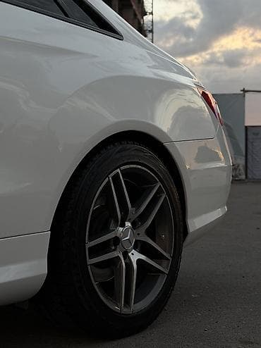 купить спортивный руль: Mercedes-Benz E-Class: 2012 г., 1.8 л, Автомат, Бензин, Купе — 10