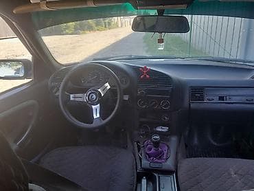BMW 3 series: 1992 г., 1.8 л, Механика, Бензин, Седан — 9