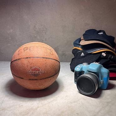 За все 300 сом Баскетбольный мяч Spalding - Классическая