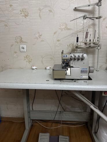 промышленные швейные машины jack: 4-нитка, В наличии, Самовывоз — 1