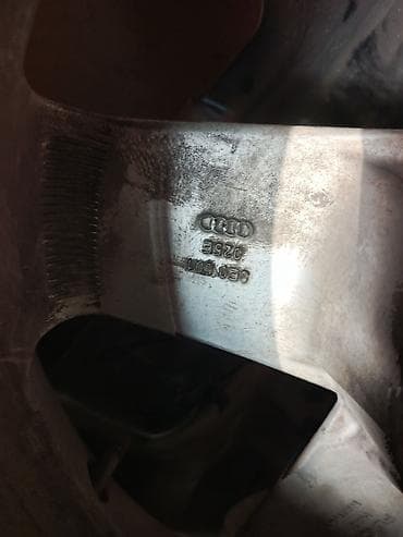 пружина на ауди: Литые Диски R 17 Audi, Комплект, отверстий - 5, Б/у — 5