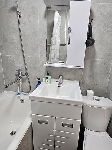 2 bedroom: 🏢 Сдаётся 2-к. квартира в самом центре )Адрес: г. Бишкек, пр. Чуй — 3