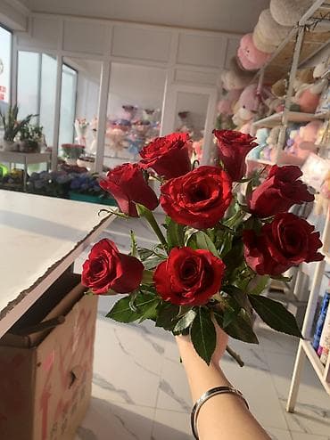 опытный закройщик: Если вам нужны флористки можете написать — 1