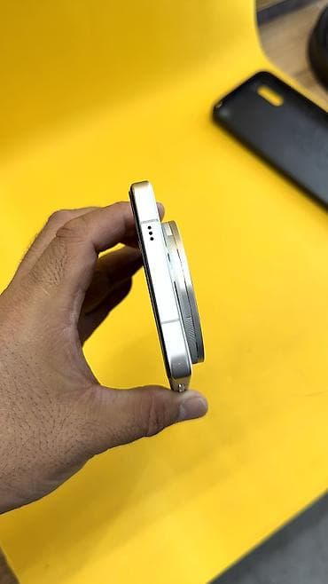 vivo 200 ultra: Vivo X200 Ultra, Б/у, 512 ГБ, 2 SIM — 3
