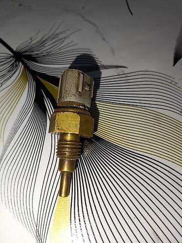 mini jack: Toyota 2005 г., Б/у, Оригинал, Япония — 1