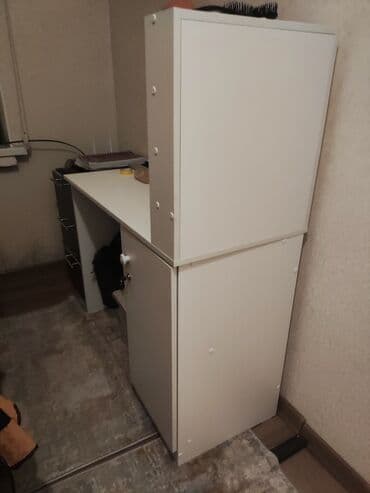 маникюрный столик: Стол маникюрный почти новый качество отличное брали дорожена — 4