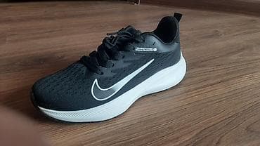 кросс: Эркектердин кроссовкасы, 41, Nike, Жаңы, түсү - Кара, Өзү алып кетүү — 4