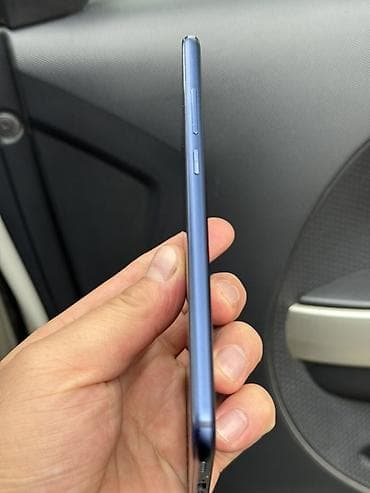 петличка для микрофона: Honor 8 Pro, Б/у, 64 ГБ, цвет - Синий, 2 SIM — 4