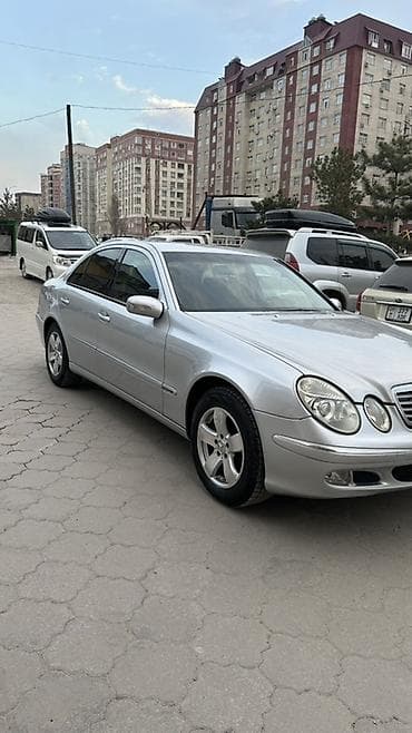 nisan maxima: Mercedes-Benz E-Class: 2002 г., Седан — 2