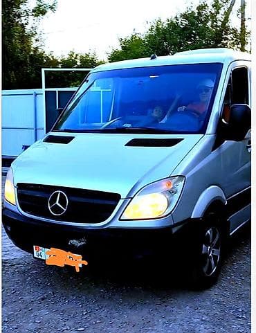 Mercedes-Benz Спринтер: 2011 г., 2.2 л, Автомат, Дизель, Бус at lalafo.kg Mercedes-Benz Спринтер: 2011 г., 2.2 л, Автомат, Дизель, Бус