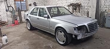 Mercedes-Benz W124: 1994 г., 4.2 л, Автомат, Бензин, Седан — 7