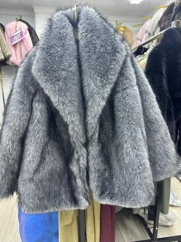 женский кошелек с отделением для телефона: Под Зару очень плотная Шуба из искусственного меха (серебристо-серая) — 1