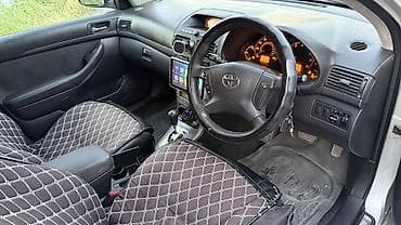 на 211: Toyota Avensis: 2003 г., 1.8 л, Автомат, Бензин, Хэтчбэк — 9
