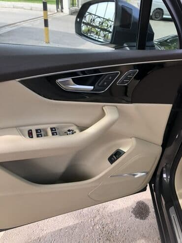 ауди машины: Audi Q7: 2018 г., 3 л, Автоматические, Бензин, Внедорожник — 9