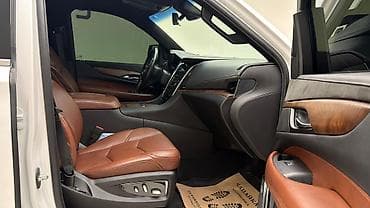 каделак: Cadillac Escalade: 2019 г., 6.2 л, Автомат, Бензин, Внедорожник — 8