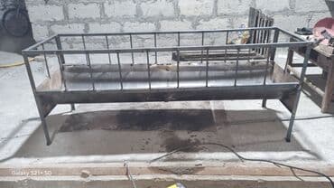 кант баран: Кормушка/желоб для КРС из металлической бочки на прочной раме — 1