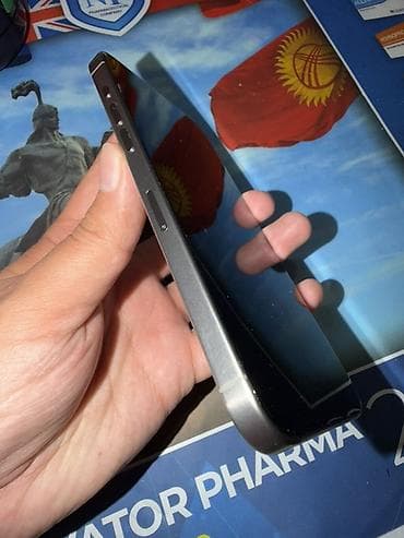 iphone es: IPhone 15 Pro Max, Б/у, 512 ГБ, Серебристый, Зарядное устройство, Защитное стекло, Чехол — 3