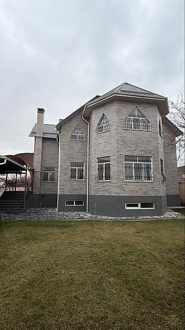 fred perry: Продается особняк в районе Арча-Бешик Площадь дома: 330 м² Участок: 8 — 1