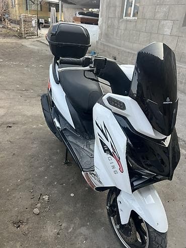 крыло на скутер: Продаю q-maxторг на месте,только за наличку,рассрочки нет — 2