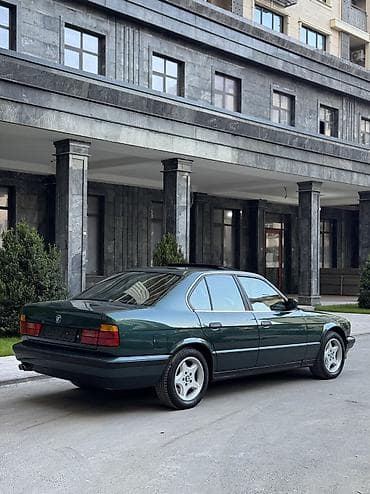 BMW 5 series: 1990 г., 2 л, Механика, Бензин, Седан — 4