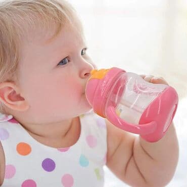 свитер: Этот поильник объединяет в себе маленькую мягкую бутылочку с ручками и — 8