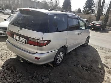 Toyota Estima: 2002 г., 2.4 л, Минивэн
