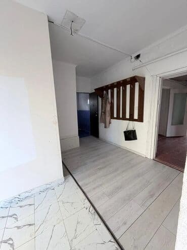 Үйдү ижарага алам: 120 м², 3 бөлмө, Жертөлө, ороо, Забор, тосулган — 4