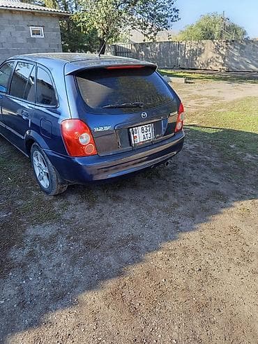 шоха бишкек: Mazda 323: 2003 г., 1.6 л, Механика, Бензин, Хэтчбэк — 4