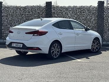 Продажа авто: Hyundai Avante: 2018 г., 1.6 л, Типтроник, Бензин, Седан — 3