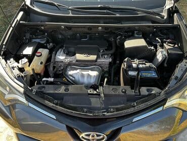 camry 2018: Toyota RAV4: 2016 г., 2.5 л, Автомат, Бензин, Внедорожник — 7