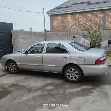 mazda 121: Mazda 626: 2001 г., 2 л, Автомат, Седан — 2