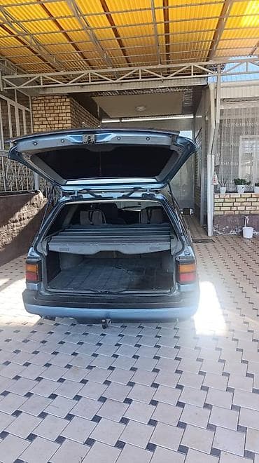 дверь outback: Volkswagen Passat Variant: 1991 г., 2 л, Ручные, Газ, Универсал — 3