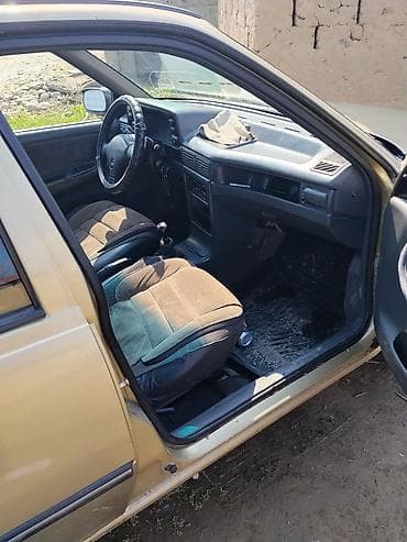 camry 2010: Daewoo Nexia: 2006 г., Ручные, Бензин, Седан — 4