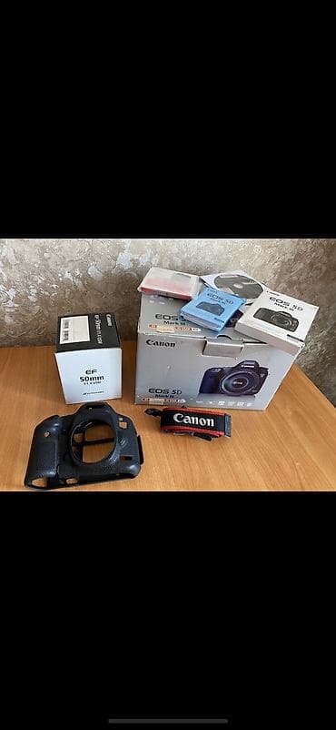 Зеркальная камера Canon EOS 5D Mark III с полнокадровым сенсором и — 8