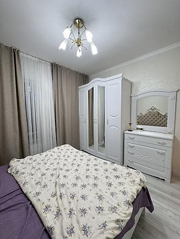 Квартиры: Планировка и отделка Мебель и оснащение - Диван, подушки, ковры. - — 5