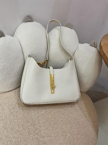 Классная новая сумочка с в цвете айвори на каждый день, подойдёт и на