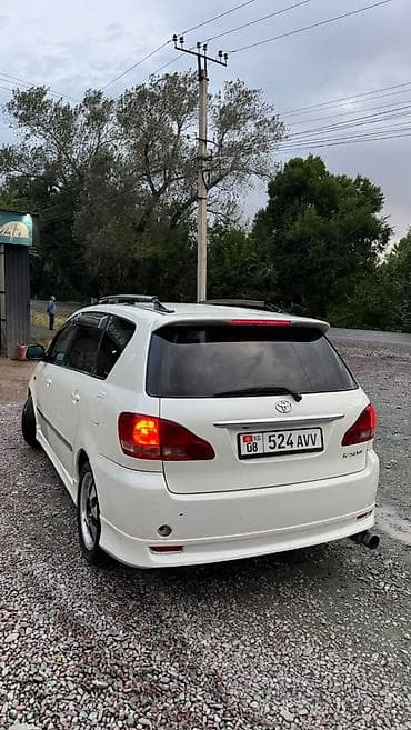 lexus es: Toyota Ipsum: 2001 г., Автомат, Минивэн — 2