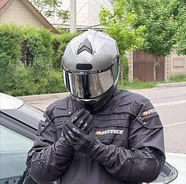 Шлемы: Яркий Шлем Серебро с Зеркальным Хром Визором. Полноразмерный — 3