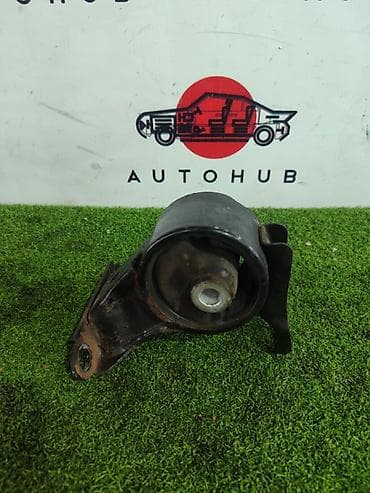 crv 2: Подушка мотора Honda 2002 г., Оригинал — 1