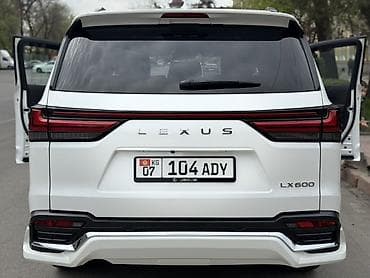 радиятор: Lexus LX: 2023 г., 3.5 л, Автомат, Бензин, Внедорожник — 6