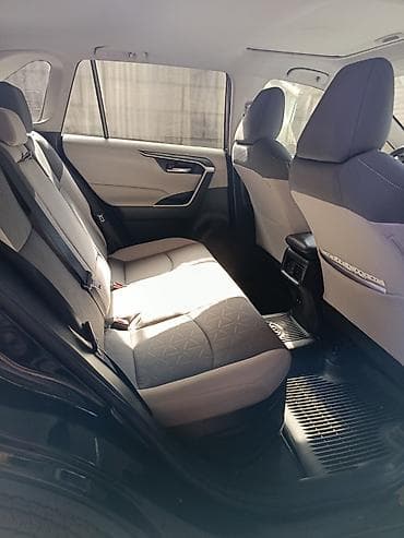 секвоя машина: Toyota RAV4: 2019 г., 2.5 л, Автомат, Гибрид, Кроссовер — 5