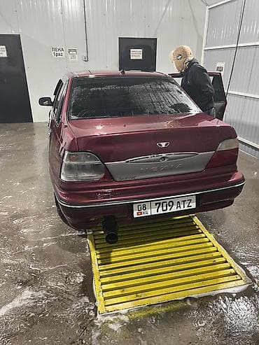 оконные стекла: Daewoo Nexia: 2005 г., 1.5 л, Механика, Бензин, Седан — 4