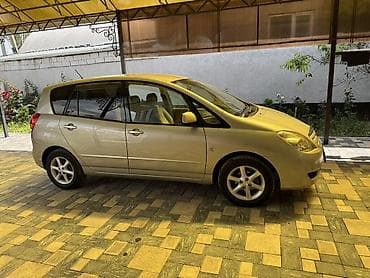 среда авто: Toyota Corolla Spacio: 2003 г., 1.5 л, Автомат, Бензин, Минивэн — 3
