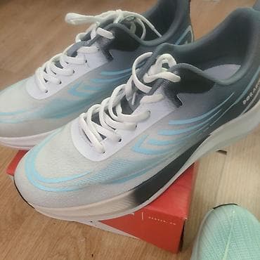 женский красофка: Мужские кроссовки, 43, Новый, цвет - Серый — 2