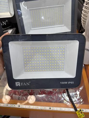 Светодиодный прожектор FAN 100W IP65 - Мощность: 100 Вт -